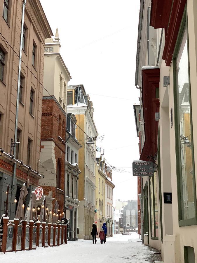 Stylish New Apartment In Riga Old Town - City Centre, Self Check-In, Walkable To Major Attractions ภายนอก รูปภาพ