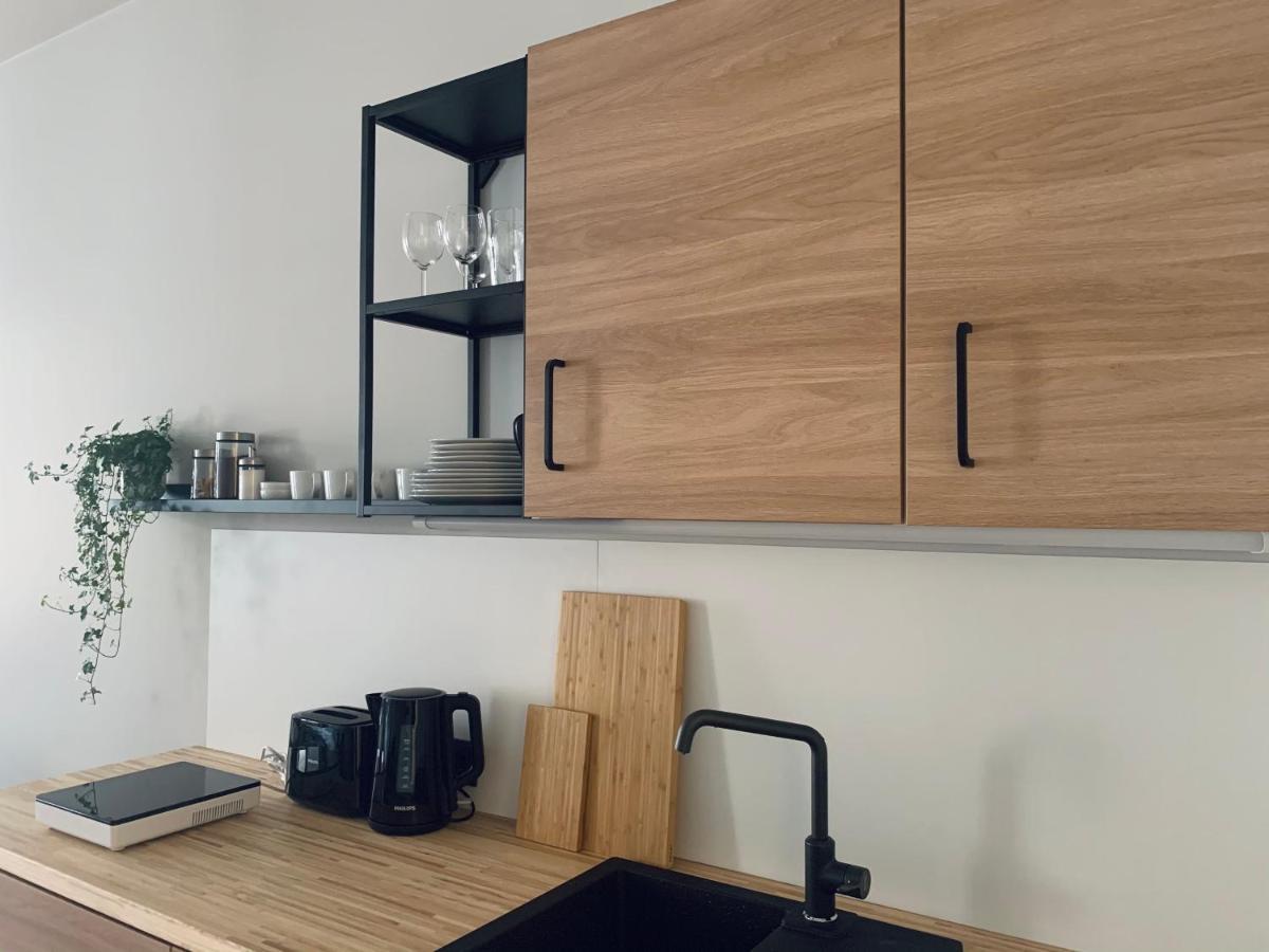 Stylish New Apartment In Riga Old Town - City Centre, Self Check-In, Walkable To Major Attractions ภายนอก รูปภาพ