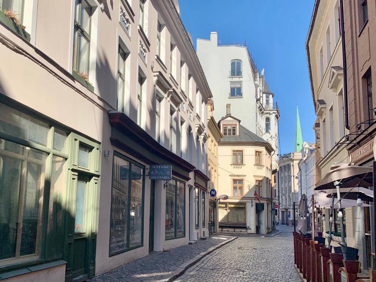 Stylish New Apartment In Riga Old Town - City Centre, Self Check-In, Walkable To Major Attractions ภายนอก รูปภาพ